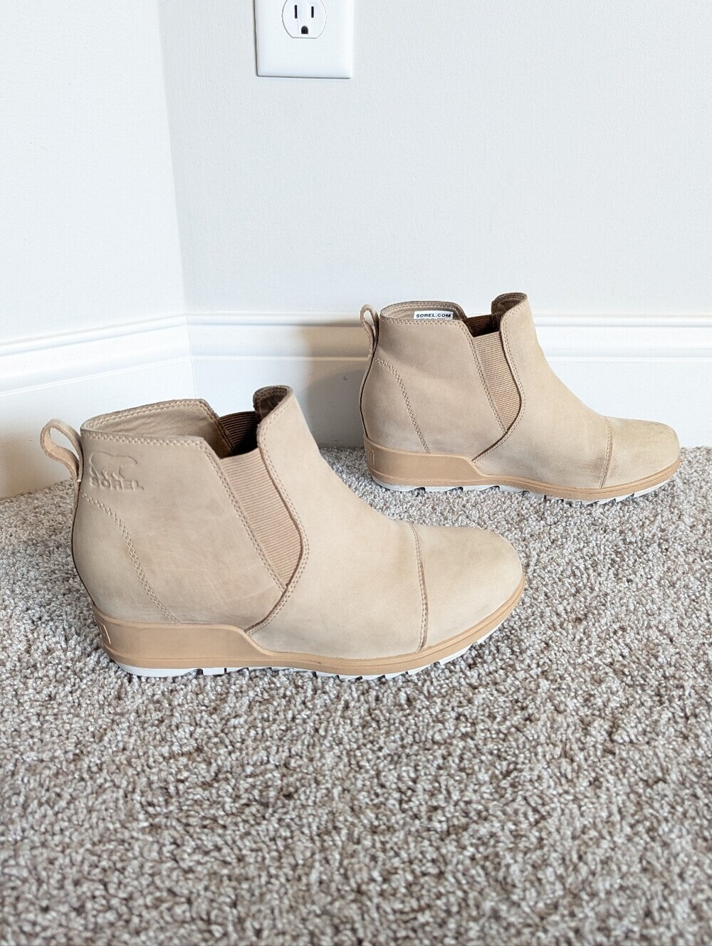 Sorel Evie Pull On Booties - Canoe Sea Salt Tan sz 10